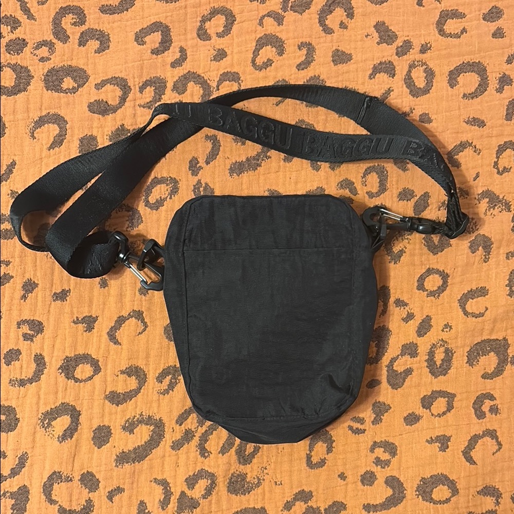 Black Baggu Crossbody Bag